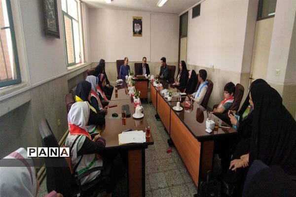 مراسم تجلیل  از دانش‌آموزان فعال سازمان دانش‌آموزی شهرستان پیربکران