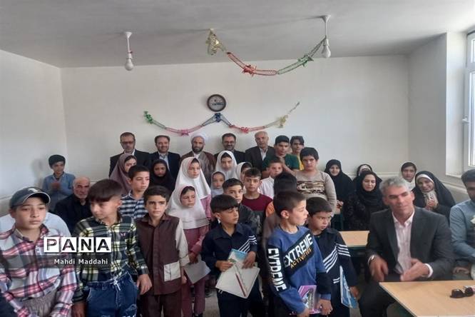 افتتاحیه مدرسه سه کلاسه خیرساز در شهرستان خنداب