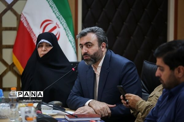 اولین جلسه ستاد بازگشایی مدارس «پروژه مهر» سال تحصیلی 1403-1402