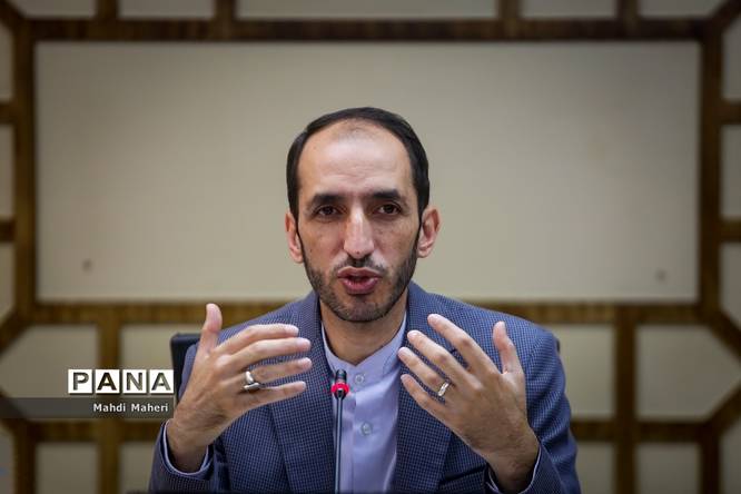 اولین جلسه ستاد بازگشایی مدارس «پروژه مهر» سال تحصیلی 1403-1402