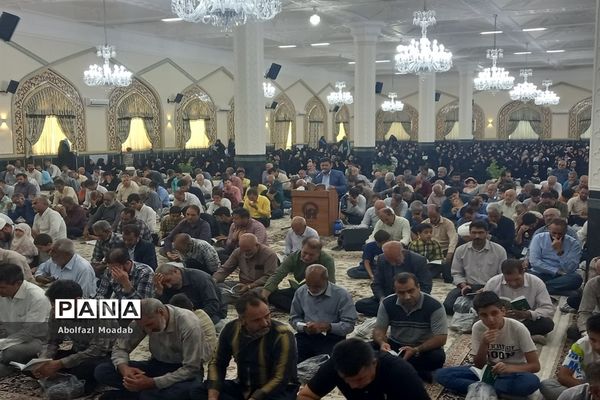 دعای پرفیض عرفه در کاشمر