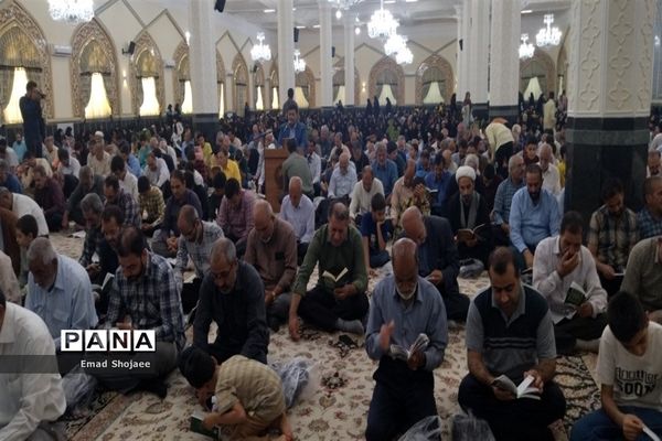 دعای پرفیض عرفه در کاشمر