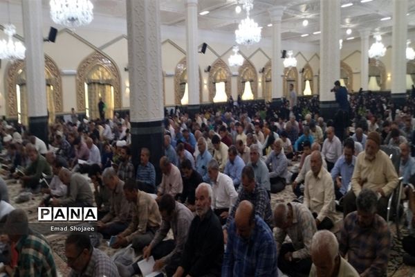 دعای پرفیض عرفه در کاشمر