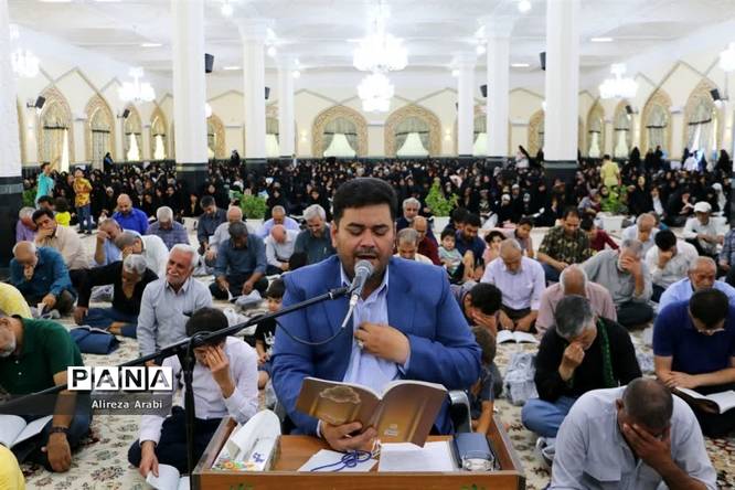 دعای پرفیض عرفه در کاشمر