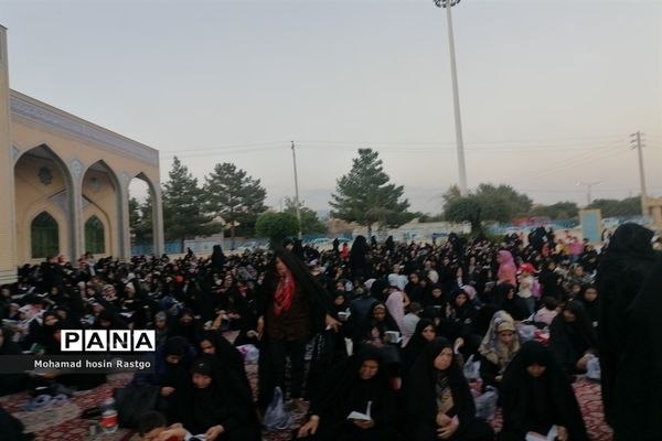 دعای پرفیض عرفه در کاشمر