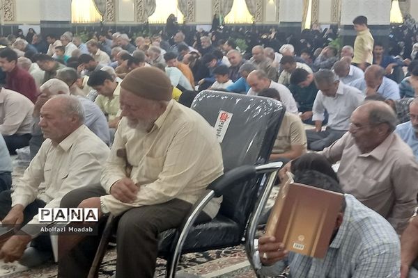 دعای پرفیض عرفه در کاشمر