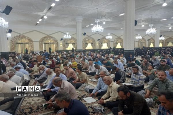 دعای پرفیض عرفه در کاشمر