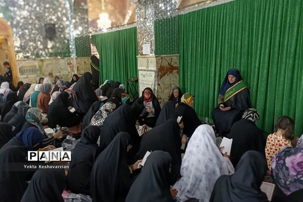 مراسم دعای عرفه در آستان بی‌بی‌زبیده شهرستان قرچک