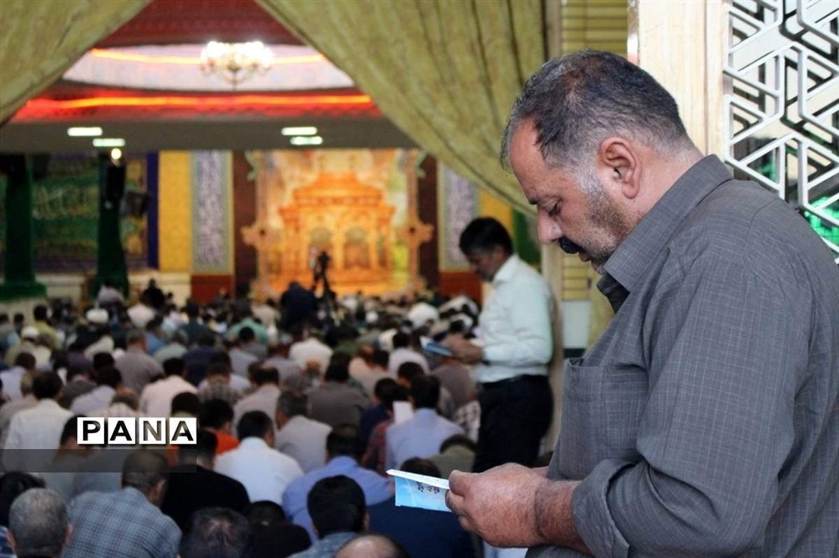 مراسم دعای عرفه در زنجان