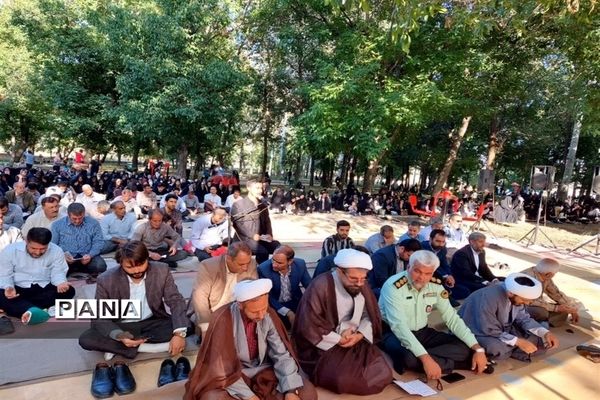 برگزاری مراسم دعای عرفه در خرمدره