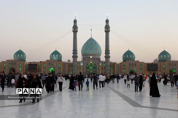 مراسم قرائت دعای پرفیض عرفه در مسجد مقدس جمکران