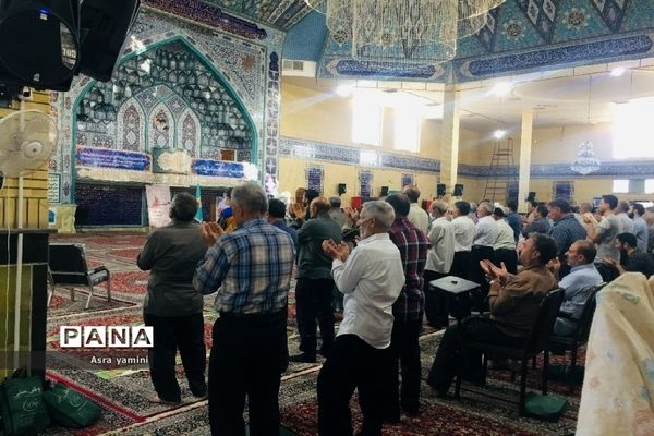 نماز عید قربان در مصلی صاحب‌الزمان شهرستان بهارستان