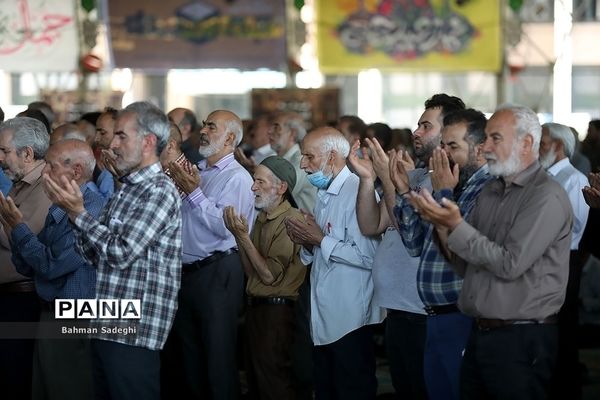 اقامه نماز عید سعید قربان در دانشگاه تهران