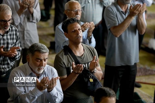 اقامه نماز عید سعید قربان در دانشگاه تهران