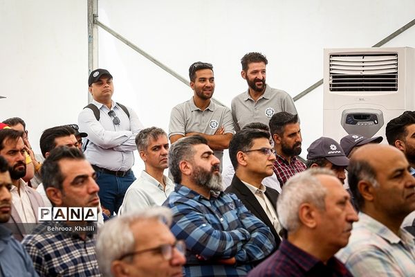 افتتاح کارخانه آسفالت‌ همزمان با شصتمین رویداد امید و افتخار