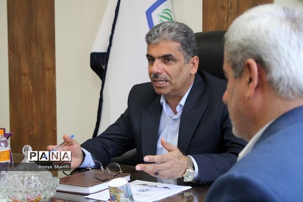 جلسه هماهنگی معاونت پرورشی و فرهنگی اداره‌کل آموزش و پرورش استان بوشهر با هلال احمر‌