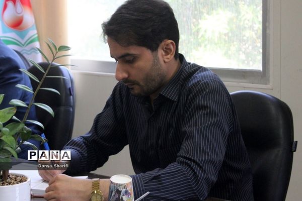 جلسه هماهنگی معاونت پرورشی و فرهنگی اداره‌کل آموزش و پرورش استان بوشهر با هلال احمر‌