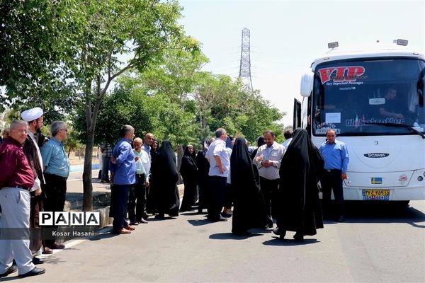 دومین کاروان اردوی زیارتی مشهد مقدس برای دانش‌آموزان و فرهنگیان آذربایجان شرقی