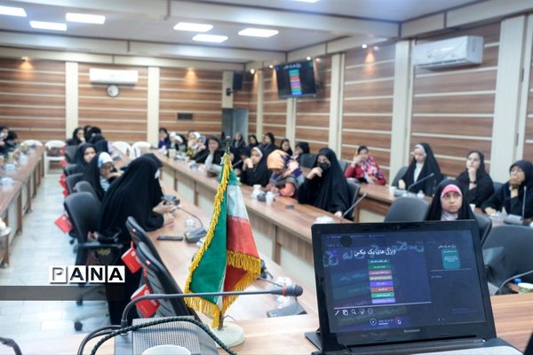 آخرین جلسه آموزش عکاسی مقدماتی ویژه دختران