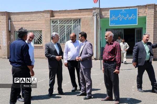 بازدید مدیرکل آموزش و پرورش آذربایجان غربی از مدارس شهرستان خوی