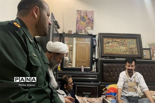 دیدار از خانواده‌های جانباز سید شهرستان‌قرچک
