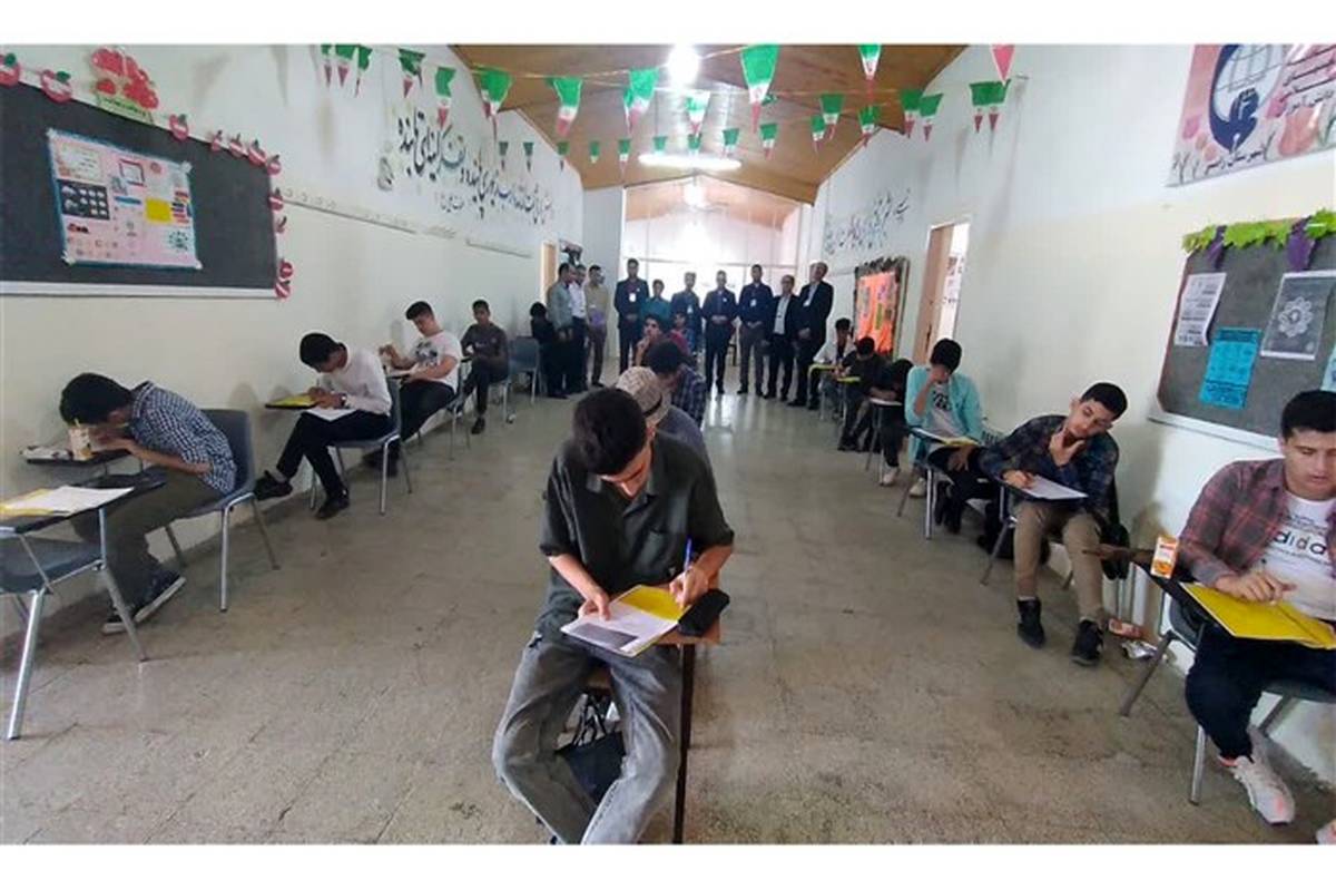 رقابت ۴۵۰ دانش‌آموز مازندرانی در جشنواره نوجوان خوارزمی در رامسر