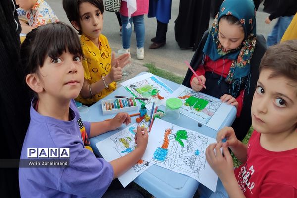 نمایشگاه عید غدیر در مصلای شهرستان رباط‌کریم