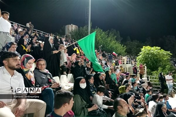 جشن بیعت در ورزشگاه حافظیه شیراز