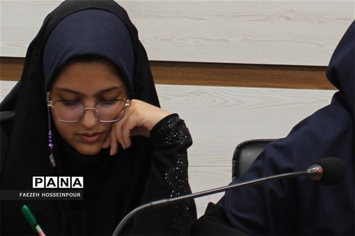 قلم و پانا؛ دو لازم و ملزوم برای شیوایی نوشتار دانش‌آموزان ایرانی
