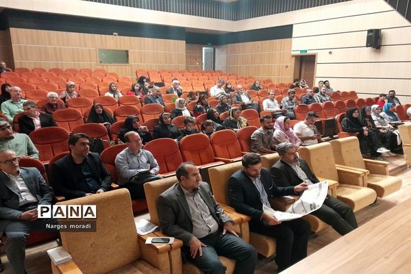 آیین تجلیل از نویسندگان و گرامیداشت روز قلم  در شهرستان ملارد
