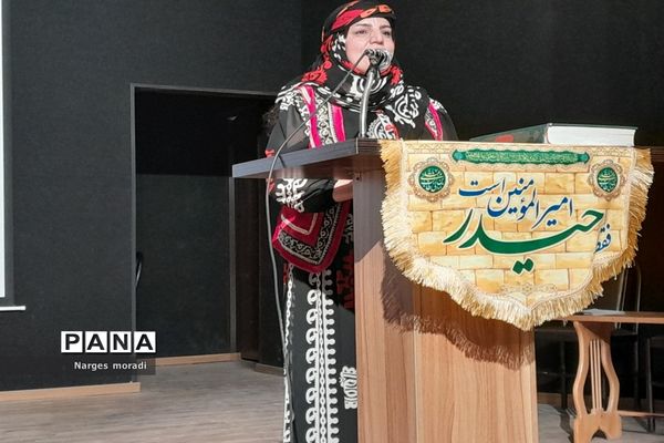 آیین تجلیل از نویسندگان و گرامیداشت روز قلم  در شهرستان ملارد