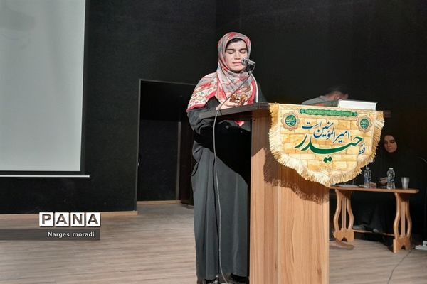 آیین تجلیل از نویسندگان و گرامیداشت روز قلم  در شهرستان ملارد