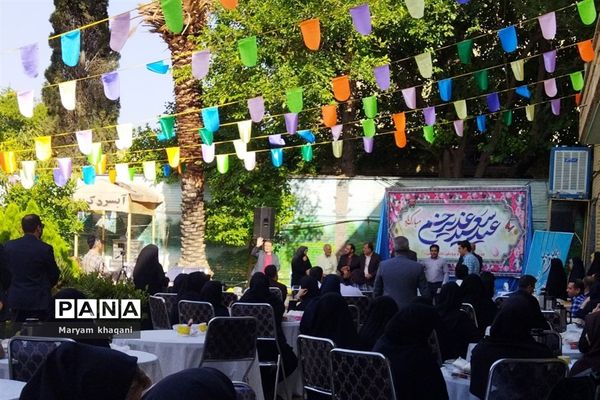 جشن عید غدیر در اداره آموزش و پرورش ناحیه سه شیراز