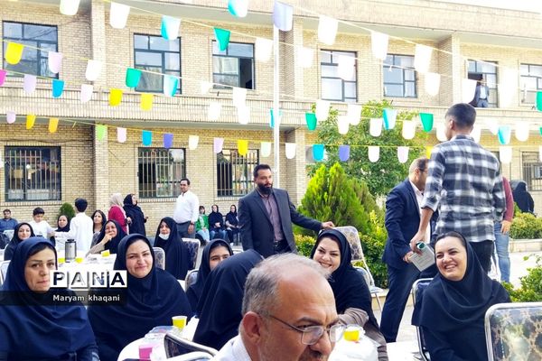 جشن عید غدیر در اداره آموزش و پرورش ناحیه سه شیراز