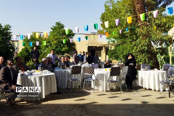جشن عید غدیر در اداره آموزش و پرورش ناحیه سه شیراز