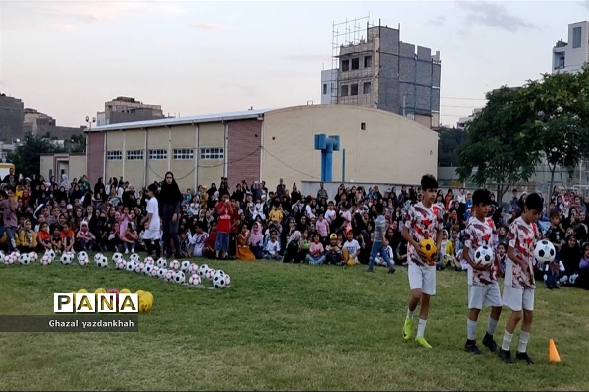 آیین افتتاحیه پایگاه‌های فعالیت‌های تابستانی دانش‌آموزان منطقه تبادکان