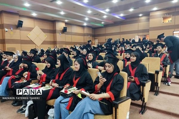 جشن دانش آموختگی دانشجویان دانشگاه پیام نور استان تهران به میزبانی فشافویه