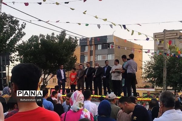 شهرستان بهارستان، میزبان میهمانی خیابانی عید غدیرخم