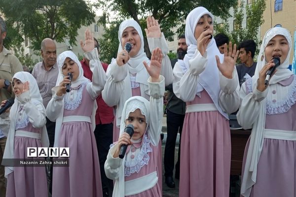 برگزاری میهمانی یک کیلومتری غدیر در شهرستان‌ قرچک