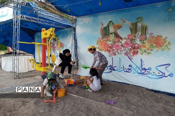 برگزاری جشن باشکوه غدیر و برپایی غرفه در بوستان وحدت