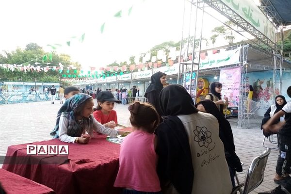 برگزاری جشن باشکوه غدیر و برپایی غرفه در بوستان وحدت
