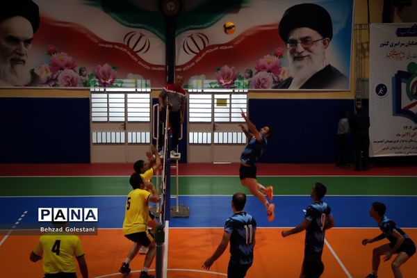 مسابقات والیبال فرهنگیان روز اول