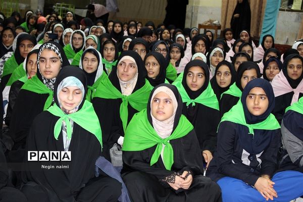 حضور پرشور دانش‌آموزان زیارت‌‌اولی استان کرمانشاه در اردوگاه ثامن‌الحجج مشهد