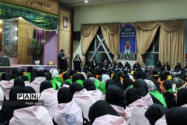 حضور پرشور دانش‌آموزان زیارت‌‌اولی استان کرمانشاه در اردوگاه ثامن‌الحجج مشهد