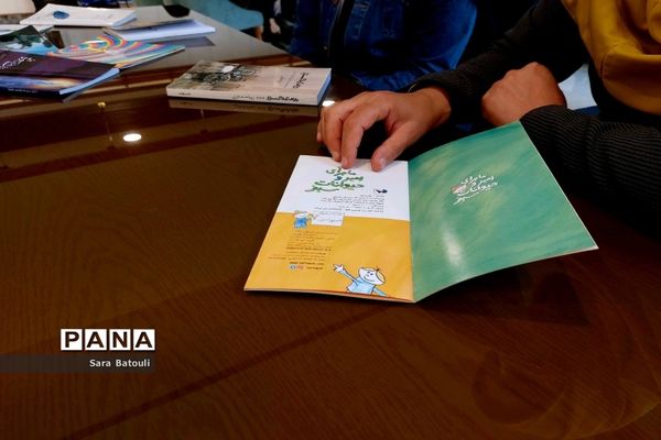 جشن کتابانه در کافه گالری برج آزادی