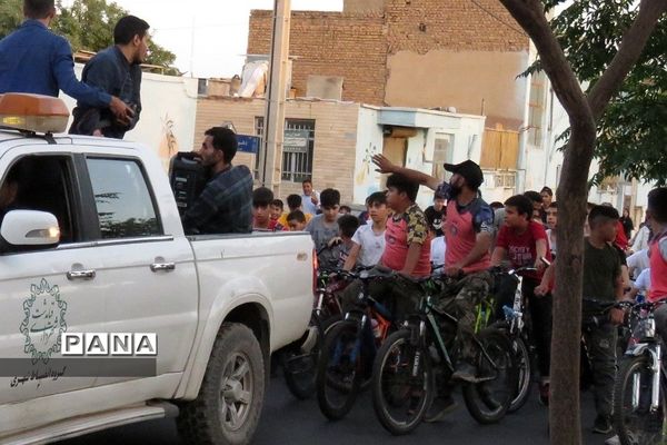 برگزاری همایش دوچرخه‌سواری در بوستان زیتون شهر قیامدشت