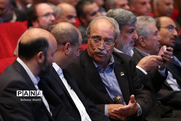 همایش ملی تکریم خیرین مدرسه‌ساز