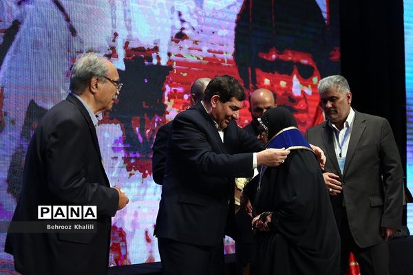 همایش ملی تکریم خیرین مدرسه‌ساز