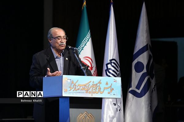 همایش ملی تکریم خیرین مدرسه‌ساز