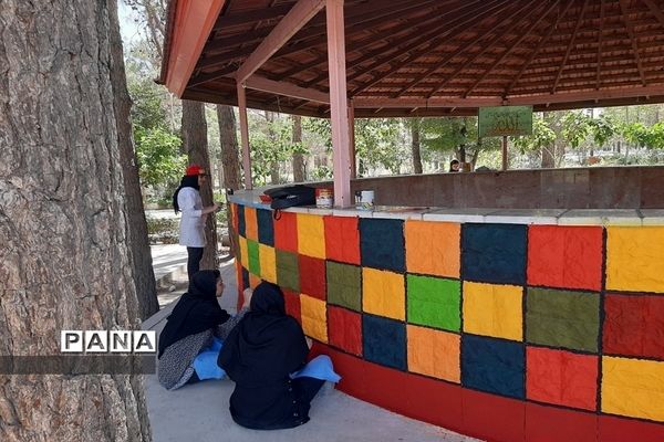 رنگ‌آمیزی اردوگاه استانی شهید بهشتی اصفهان  توسط دانش‌آموزان هنرمند